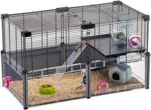 Lee más sobre el artículo <a href="https://amazon.es/dp/B0B5XPKQR6?tag=techbeautydeals-21" target="_blank">Resume el contenido de Hamster Cage Mouse MultiPLA Hamster, in Metal Mesh and Recycled Plastic, with Accessories, Modular en español y en sólo 10 palabras</a>