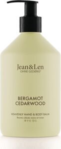 Lee más sobre el artículo <a href="https://amazon.es/dp/B0DF7QFSZ8?tag=techbeautydeals-21" target="_blank">Resume el contenido de Jean & Len Heavenly Hand & Body Balm Bergamot & Cedar, Scented Care, with Organic Argan Oil and Shea Butter, Paraben & Silicone Free, 500ml en español y en sólo 10 palabras</a>