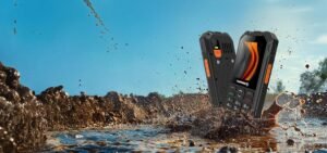 Lee más sobre el artículo <a href="https://amazon.es/dp/B0DFWK73S9?tag=techbeautydeals-21" target="_blank">Resume el contenido de Hammer 6 LTE Push Button Telephone, Large 2500mAh Battery Up to 7 Days Standby, Flashlight and SOS Button, Volt Technology, Illuminated Buttons, 1.5 Meter Drop Test IP68, 2.4 Inches en español y en sólo 10 palabras</a>