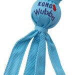 Lee más sobre el artículo <a href="https://amazon.es/dp/B000MD3OQC?tag=techbeautydeals-21" target="_blank">Resume el contenido de KONG – Wubba Puppy – Nylon Elastic Teether (Various Characters) – For Small Puppies en español y en sólo 10 palabras</a>