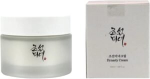 Lee más sobre el artículo <a href="https://amazon.es/dp/B01M4GQO8W?tag=techbeautydeals-21" target="_blank">Resume el contenido de Beauty of Joseon Dynasty Cream to fight Wrinkles, Dryness and Aging 50ml en español y en sólo 10 palabras</a>