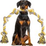 Lee más sobre el artículo <a href="https://amazon.es/dp/B0D53YVPPM?tag=techbeautydeals-21" target="_blank">Resume el contenido de Norvy XXL 6 Knots Rope Toy for Dogs Ideal for Large and Aggressive Chewers 100 cm Very Strong and Almost Indestructible Cotton Tug Toy for Dogs en español y en sólo 10 palabras</a>