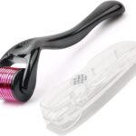 Lee más sobre el artículo <a href="https://amazon.es/dp/B0CDC1K81Q?tag=techbeautydeals-21" target="_blank">Resume el contenido de Dermaroller 0.5 mm, Dermaroller Hair, 540 Titanium Microneedle Roller, Beard Roller for Face, Beard Hair Growth, Facial Dermaroller Men and Women en español y en sólo 10 palabras</a>