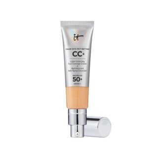 Lee más sobre el artículo <a href="https://amazon.es/dp/B0BVJR75NT?tag=techbeautydeals-21" target="_blank">Resume el contenido de IT Cosmetics, Base de Maquillaje, Tratamiento Antiedad e Hidratante con SPF50+, Cobertura Total, Acabado Natural, 12 Tonos Disponibles, Light en español y en sólo 10 palabras</a>
