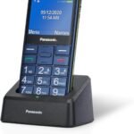 Lee más sobre el artículo <a href="https://amazon.es/dp/B0968BPLD1?tag=techbeautydeals-21" target="_blank">Resume el contenido de Panasonic KX-TU155EXCN 2G Mobile Phone for Elderly, Priority Call, Big Button Phone, Compatible with Hearing Aids, Bluetooth, FM Radio, Camera, Charging Dock, Blue en español y en sólo 10 palabras</a>