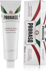 Lee más sobre el artículo <a href="https://amazon.es/dp/B00TKOK5KC?tag=techbeautydeals-21" target="_blank">Resume el contenido de Proraso Sensitive Skin Shaving Cream, Oatmeal and Green Tea, 150 ml Tube | Soothing Effect, Hot Saponification, Maturation 10-15 Days, Dermatologically Tested, Made in Italy en español y en sólo 10 palabras</a>